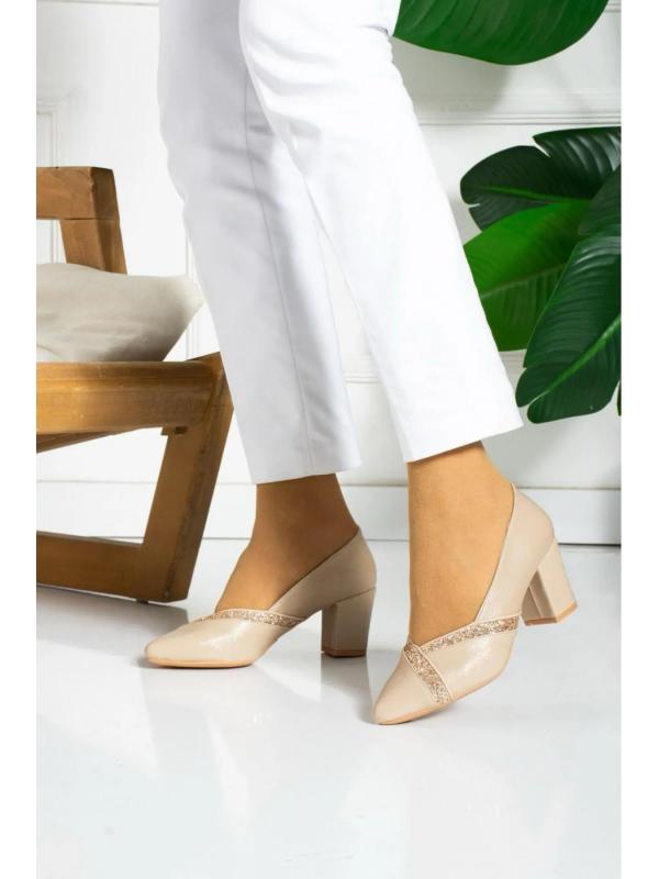 Vivian Krem Taşlı Kadın Topuklu Ayakkabı