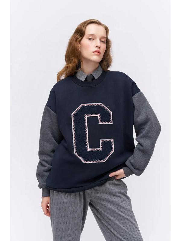 Keçe Baskı Detaylı Sweatshirt Lacivert